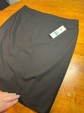 NWT Calvin Klein Black Tailored Pencil Skirt